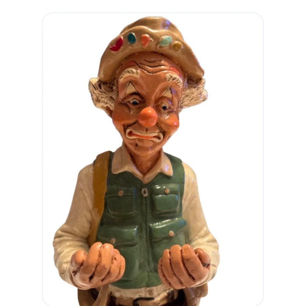 Judi's Pastime‎ Chalk Ware Statue "Fisherman Clown" 1983 Vintage